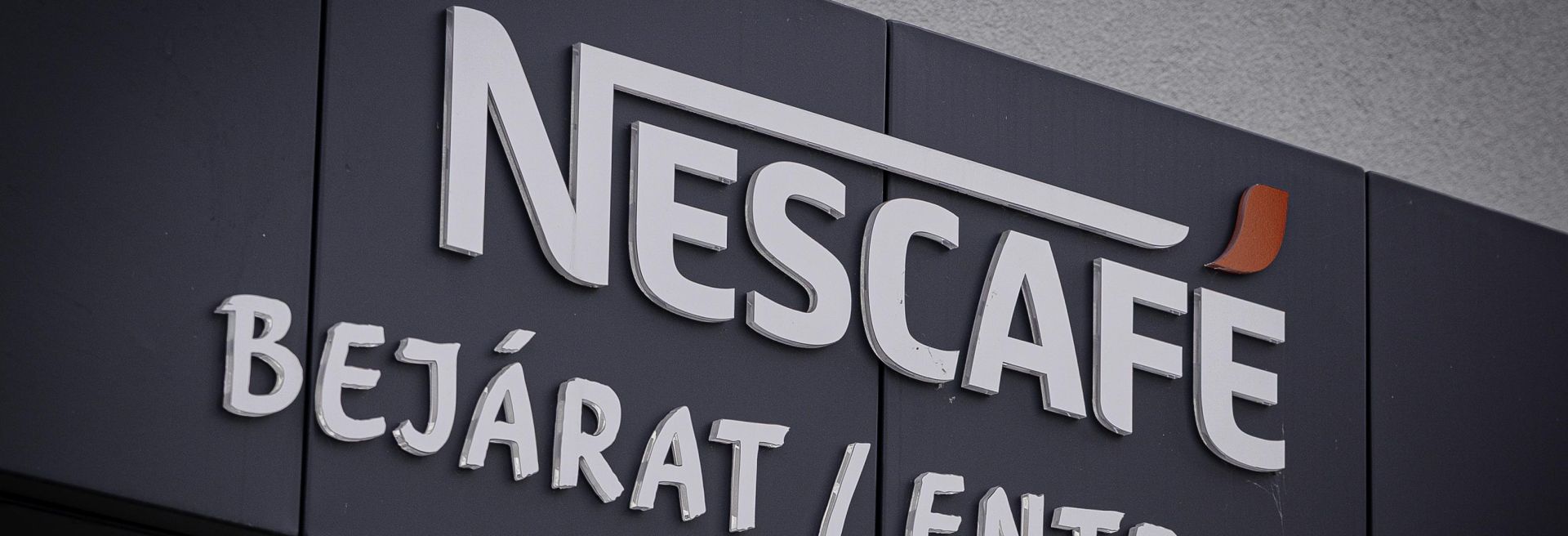 Megújuló energiával növeli hatékonyságát a Nestlé Szerencsen