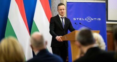 A kutatás felgyorsítása mellett elektromos meghajtó modulok gyártásával bővíti magyarországi tevékenységét a Stellantis