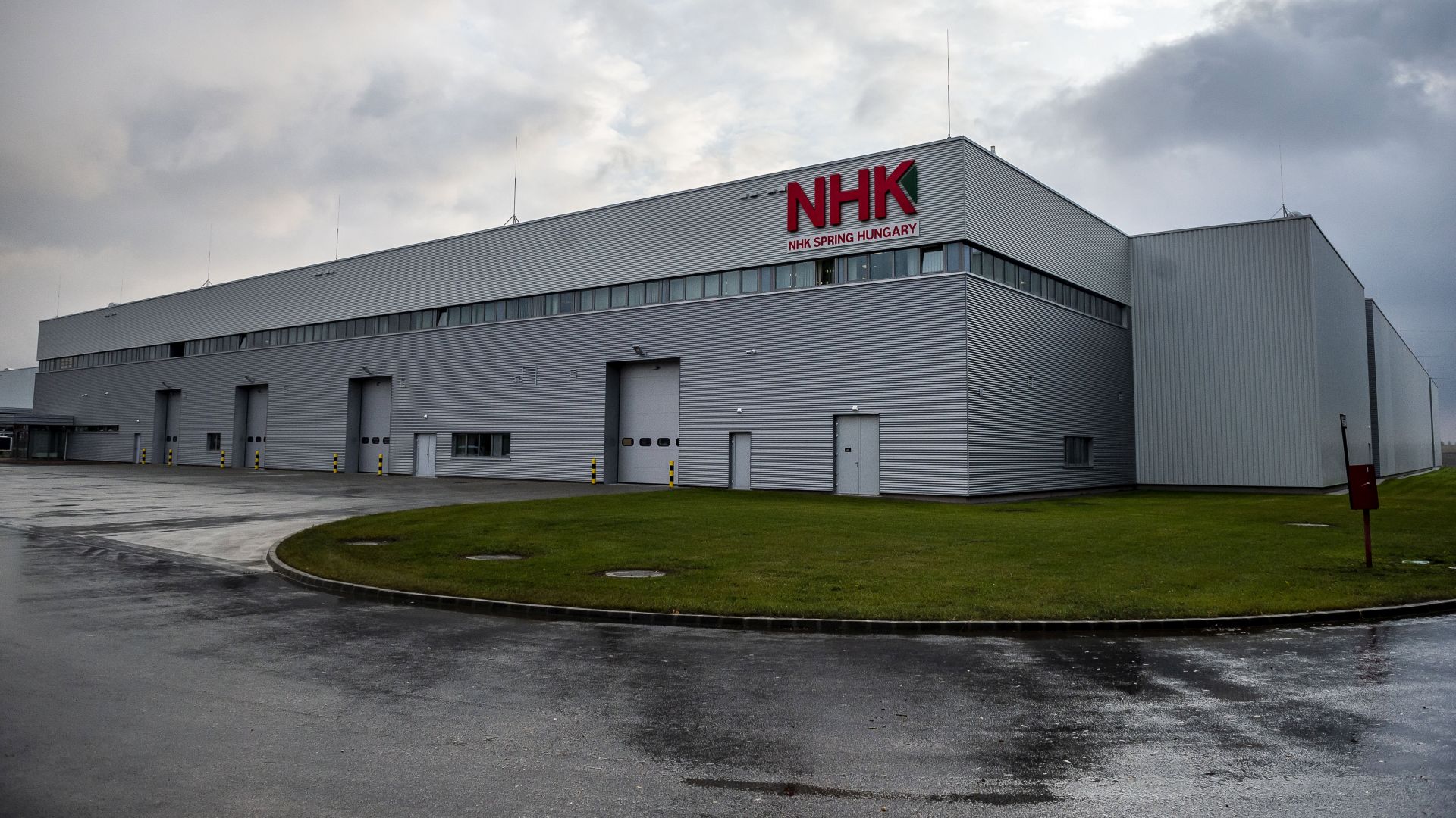 NHK Spring has tripled its Hungarian production unit