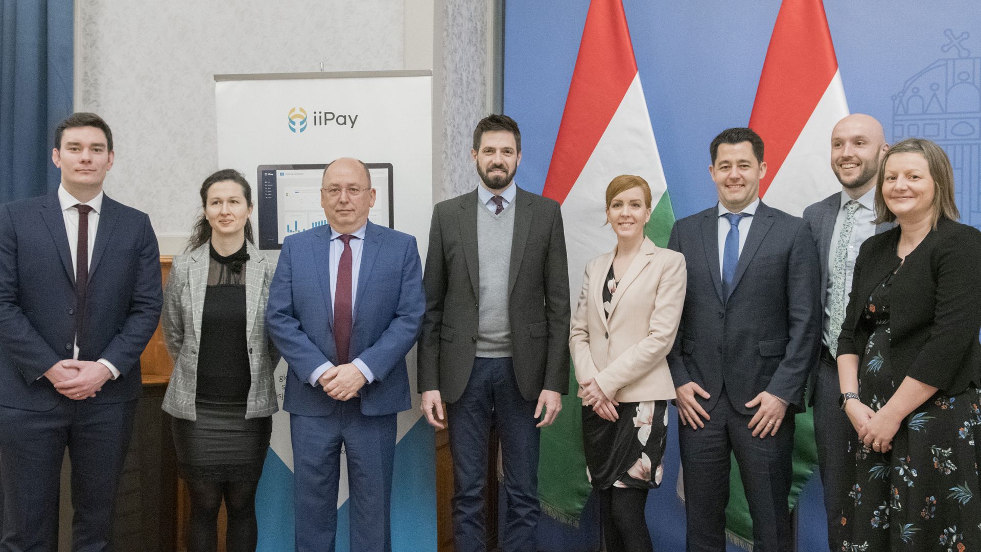 Representatives of iiPay and Levente Magyar, Deputy Minister of Foreign Affairs and Trade